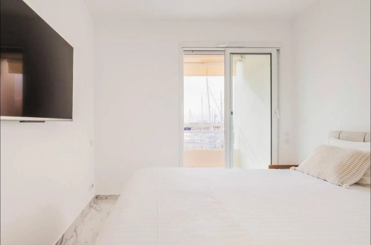 Port Azur Apartment Vallauris