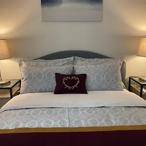 Luxury One Bedroom With Garden Appartement
