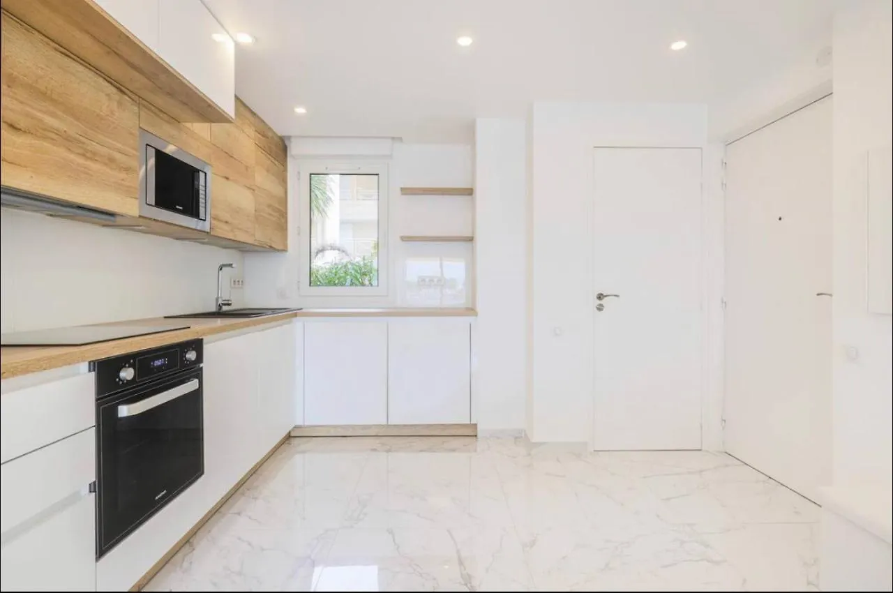 Port Azur Apartment Vallauris